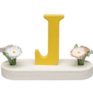 Buchstabe J, mit Blumen