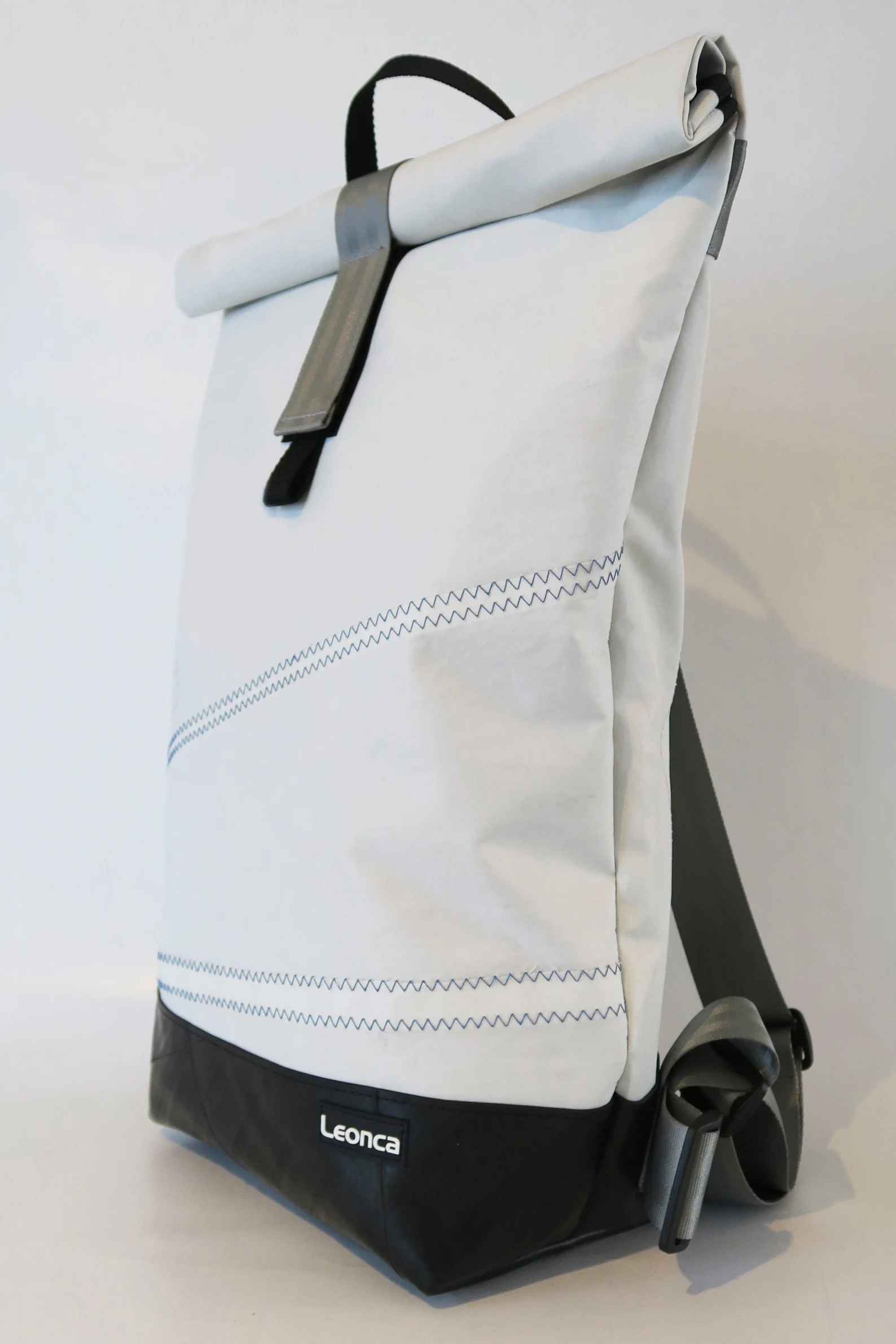 Rollrucksack aus Segel S – Bild 3